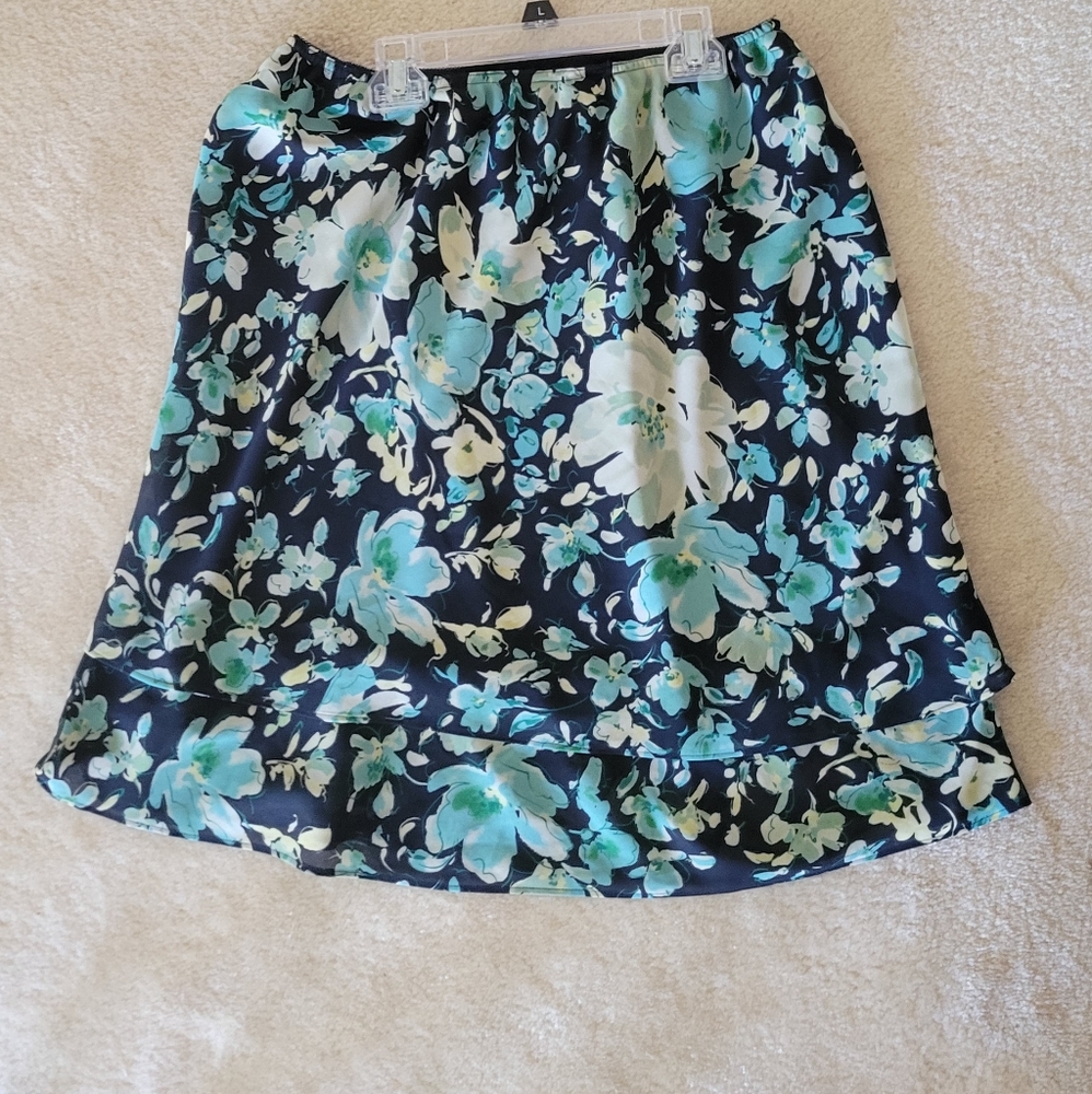 Norton McNaughton black and turquoise floral tiered skirt